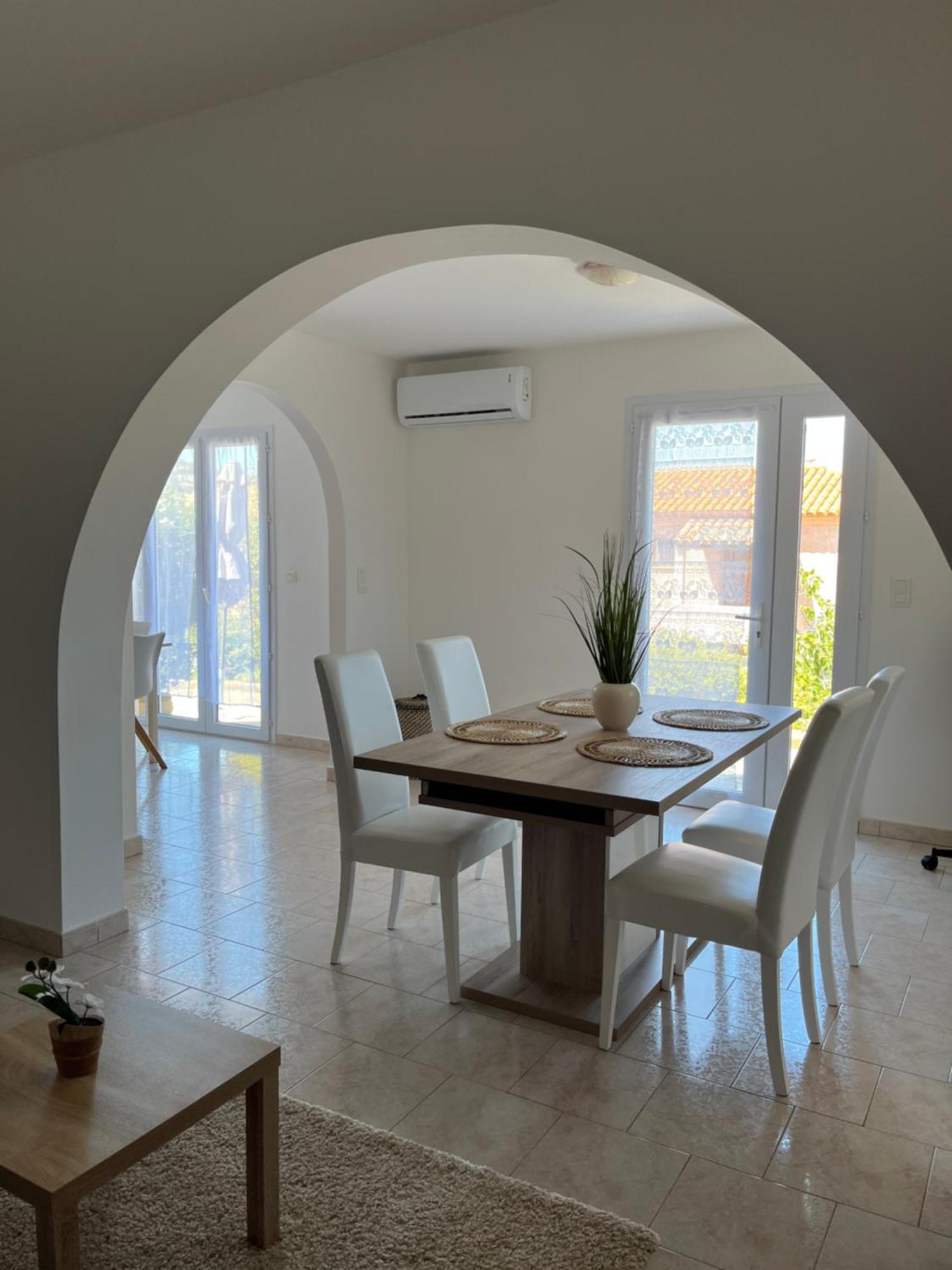 Appartement Rez De Villa LʼÎle-Rousse Buitenkant foto